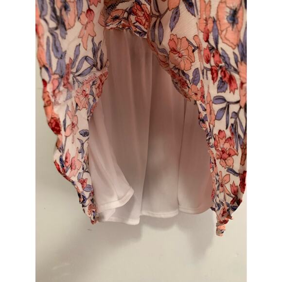 Kendall & Kylie Pink Floral Flowy Mini Skirt S NWT - Picture 2 of 6